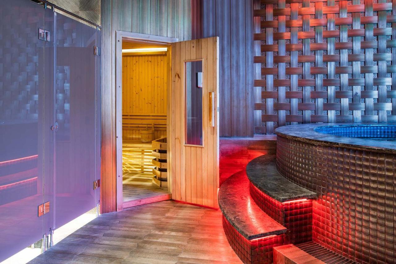 Hotel Morazen Surabaja Zewnętrze zdjęcie