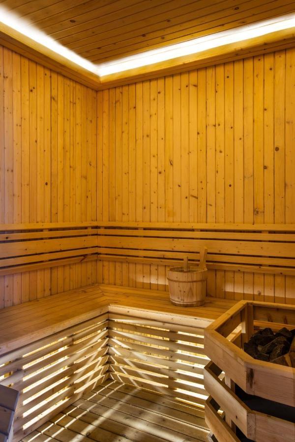 Hotel Morazen Surabaja Zewnętrze zdjęcie
