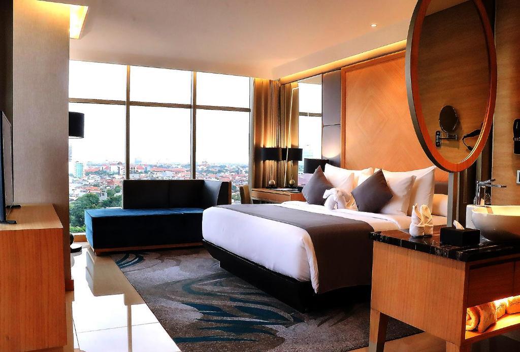 Hotel Morazen Surabaja Zewnętrze zdjęcie