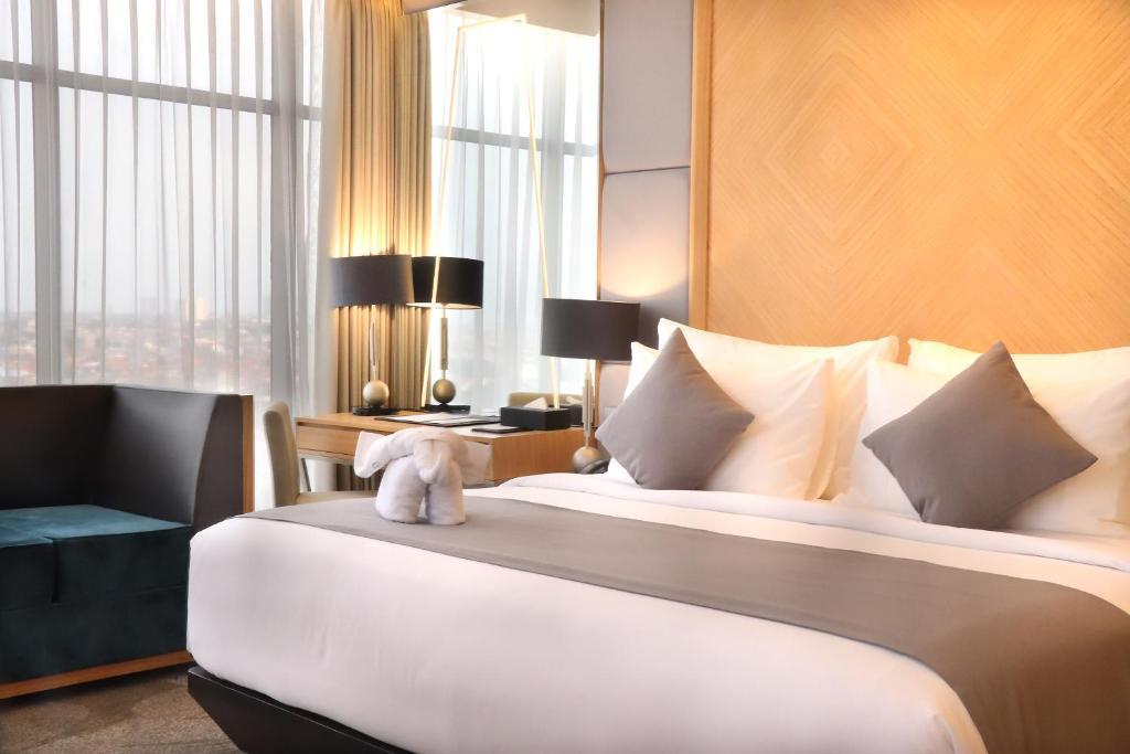Hotel Morazen Surabaja Zewnętrze zdjęcie