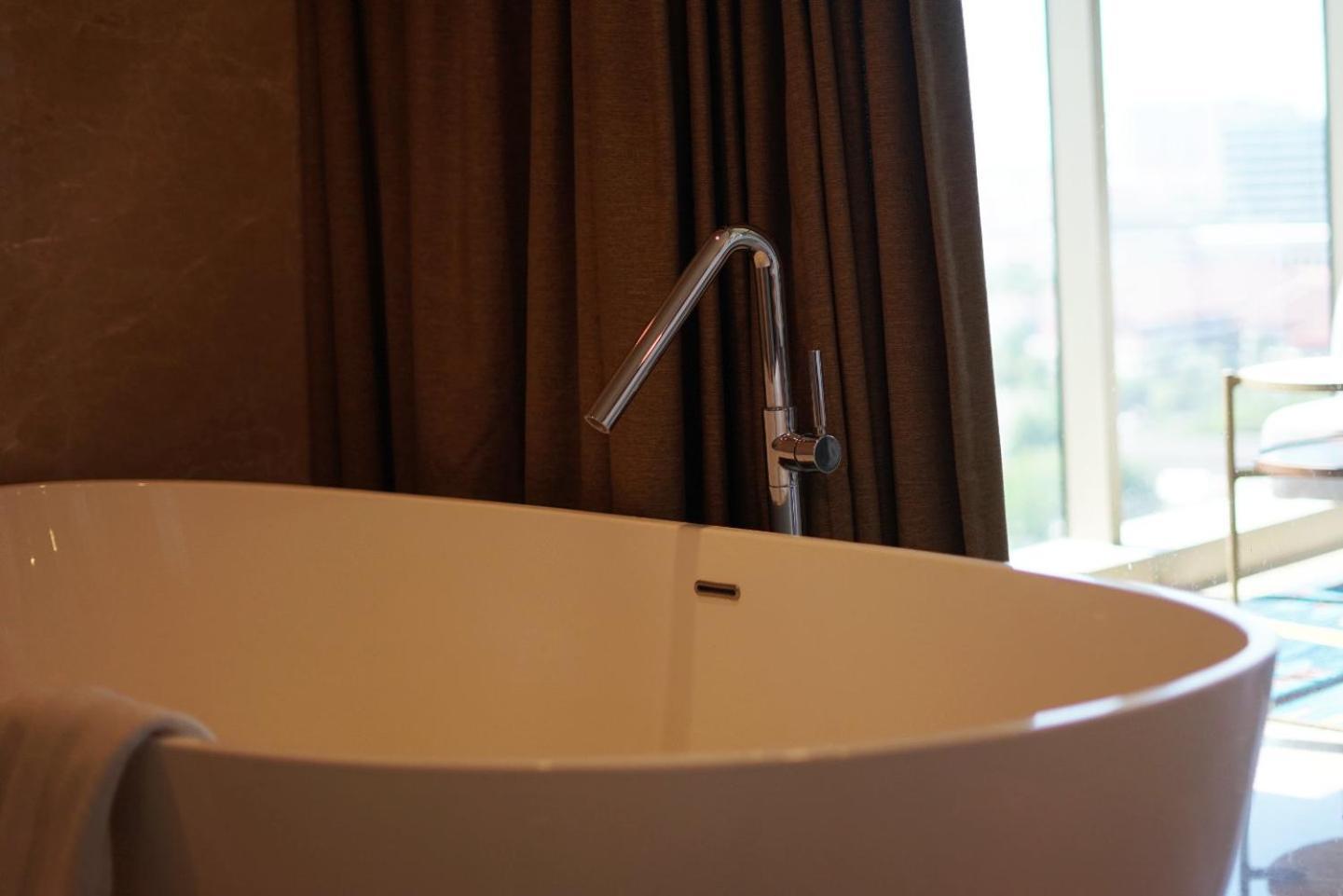 Hotel Morazen Surabaja Zewnętrze zdjęcie